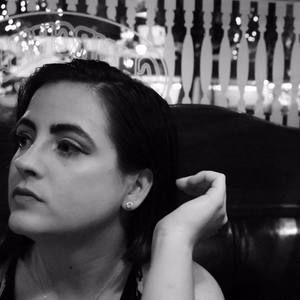 Meet your Posher, Yanet